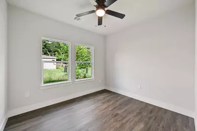 1206 E 11th, Corsicana, TX 75110 - Photo 14