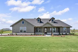 181 Sunny Side Rd, Valley View, TX 76272 - Photo 2