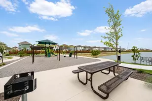 725 Cloverwood Dr, Princeton, TX 75407 - Photo 36