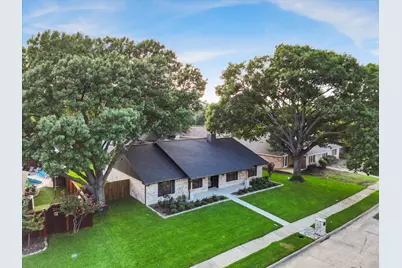 2813 Staffordshire Drive, Carrollton, TX 75007 - Photo 4