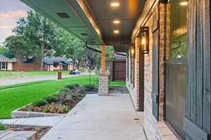 2813 Staffordshire Dr, Carrollton, TX 75007 - Photo 32