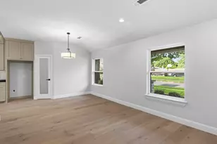 2813 Staffordshire Dr, Carrollton, TX 75007 - Photo 18