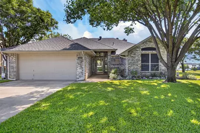 1803 Chisec Court, Granbury, TX 76048 - Photo 4
