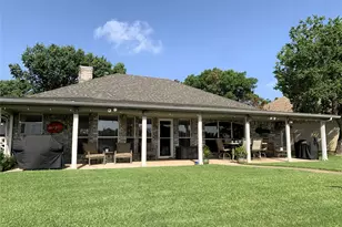 1803 Chisec Ct, Granbury, TX 76048 - Photo 6