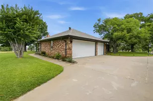 152 Fox Rd, Weatherford, TX 76088 - Photo 6
