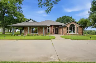 152 Fox Rd, Weatherford, TX 76088 - Photo 1