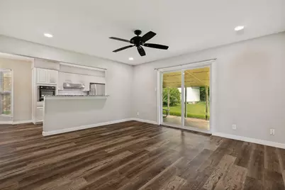 914 S Hyde Park Avenue, Denison, TX 75020 - Photo 6