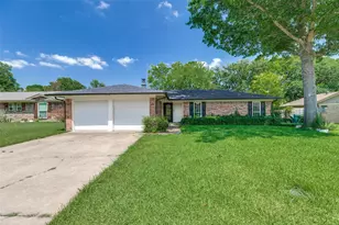 914 S Hyde Park Ave, Denison, TX 75020 - Photo 2