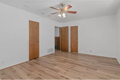 301 E 6th Street, Krum, TX 76249 - Photo 20