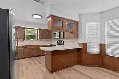 301 E 6th Street, Krum, TX 76249 - Photo 2