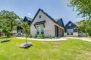 673 S Sugartree Dr, Lipan, TX 76462 - Photo 4