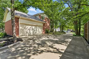 41 Oak Forrest Cir, Denton, TX 76210 - Photo 4