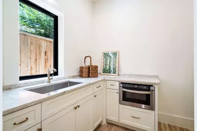 5836 Kenwood Avenue, Dallas, TX 75206 - Photo 22