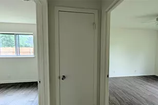 1320 Eastside Dr, Mesquite, TX 75149 - Photo 10