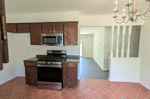 1320 Eastside Dr, Mesquite, TX 75149 - Photo 2