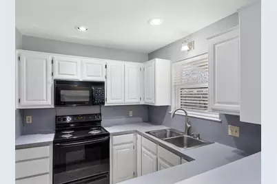 504 Hilldale Street, Aledo, TX 76008 - Photo 6