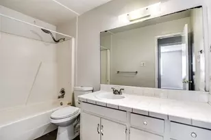 105 Peach St, Crowley, TX 76036 - Photo 10
