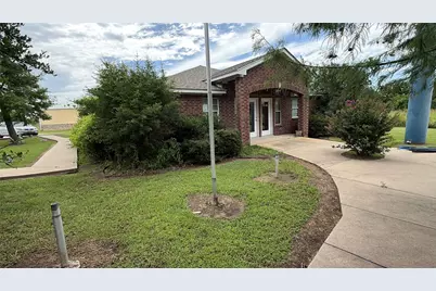 8111 S US Highway 75 #200, Sherman, TX 75090 - Photo 4