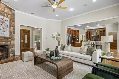 7635 Tanglecrest Drive, Dallas, TX 75254 - Photo 10