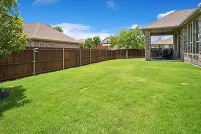 208 Equestrian Road, Hickory Creek, TX 75065 - Photo 32