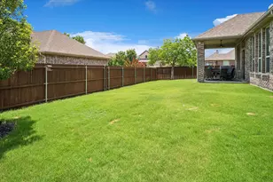 208 Equestrian Rd, Hickory Creek, TX 75065 - Photo 32