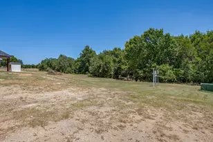 1040 Rays Way, Weatherford, TX 76085 - Photo 6