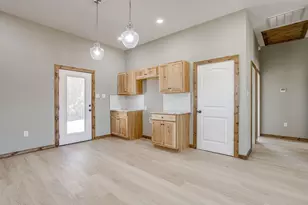 1040 Rays Way, Weatherford, TX 76085 - Photo 12