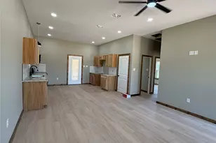 1040 Rays Way, Weatherford, TX 76085 - Photo 22