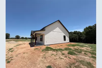 1040 Rays Way, Weatherford, TX 76085 - Photo 2