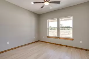 1040 Rays Way, Weatherford, TX 76085 - Photo 14