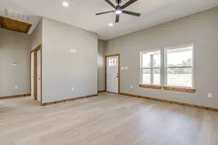 1040 Rays Way, Weatherford, TX 76085 - Photo 8