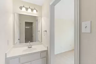 3024 N Camino Lagos, Grand Prairie, TX 75054 - Photo 34