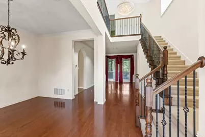 3024 N Camino Lagos, Grand Prairie, TX 75054 - Photo 2