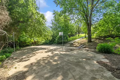 3024 N Camino Lagos, Grand Prairie, TX 75054 - Photo 28