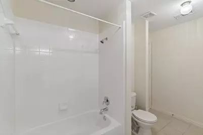 3024 N Camino Lagos, Grand Prairie, TX 75054 - Photo 36