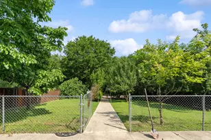 3024 N Camino Lagos, Grand Prairie, TX 75054 - Photo 30