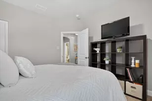 12766 Mercer Pkwy, Farmers Branch, TX 75234 - Photo 22