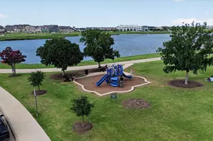 12766 Mercer Pkwy, Farmers Branch, TX 75234 - Photo 34