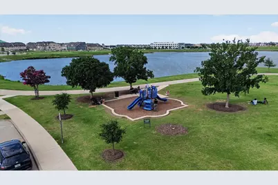 12766 Mercer Parkway, Farmers Branch, TX 75234 - Photo 34