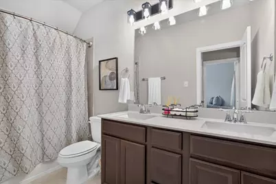 12766 Mercer Parkway, Farmers Branch, TX 75234 - Photo 24