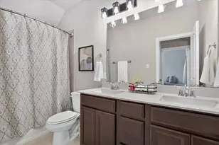 12766 Mercer Pkwy, Farmers Branch, TX 75234 - Photo 24