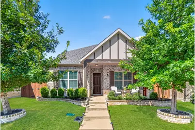 12766 Mercer Parkway, Farmers Branch, TX 75234 - Photo 2