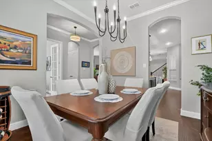 12766 Mercer Pkwy, Farmers Branch, TX 75234 - Photo 8