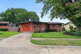 2251 Myrtlewood Dr, Dallas, TX 75232 - Photo 2