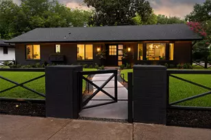 10262 Vinemont St, Dallas, TX 75218 - Photo 1