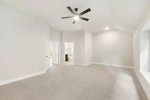 1005 Snowy Owl Dr, Alvarado, TX 76009 - Photo 16