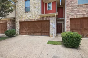 237 Corinna Ct, Hurst, TX 76053 - Photo 4