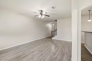 237 Corinna Ct, Hurst, TX 76053 - Photo 10