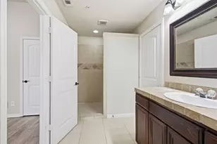 237 Corinna Ct, Hurst, TX 76053 - Photo 22