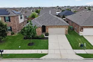 3113 Adrian Creek Dr, Little Elm, TX 75068 - Photo 2
